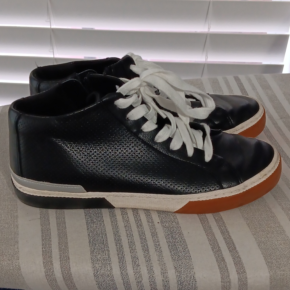 Cute ankle height shoes